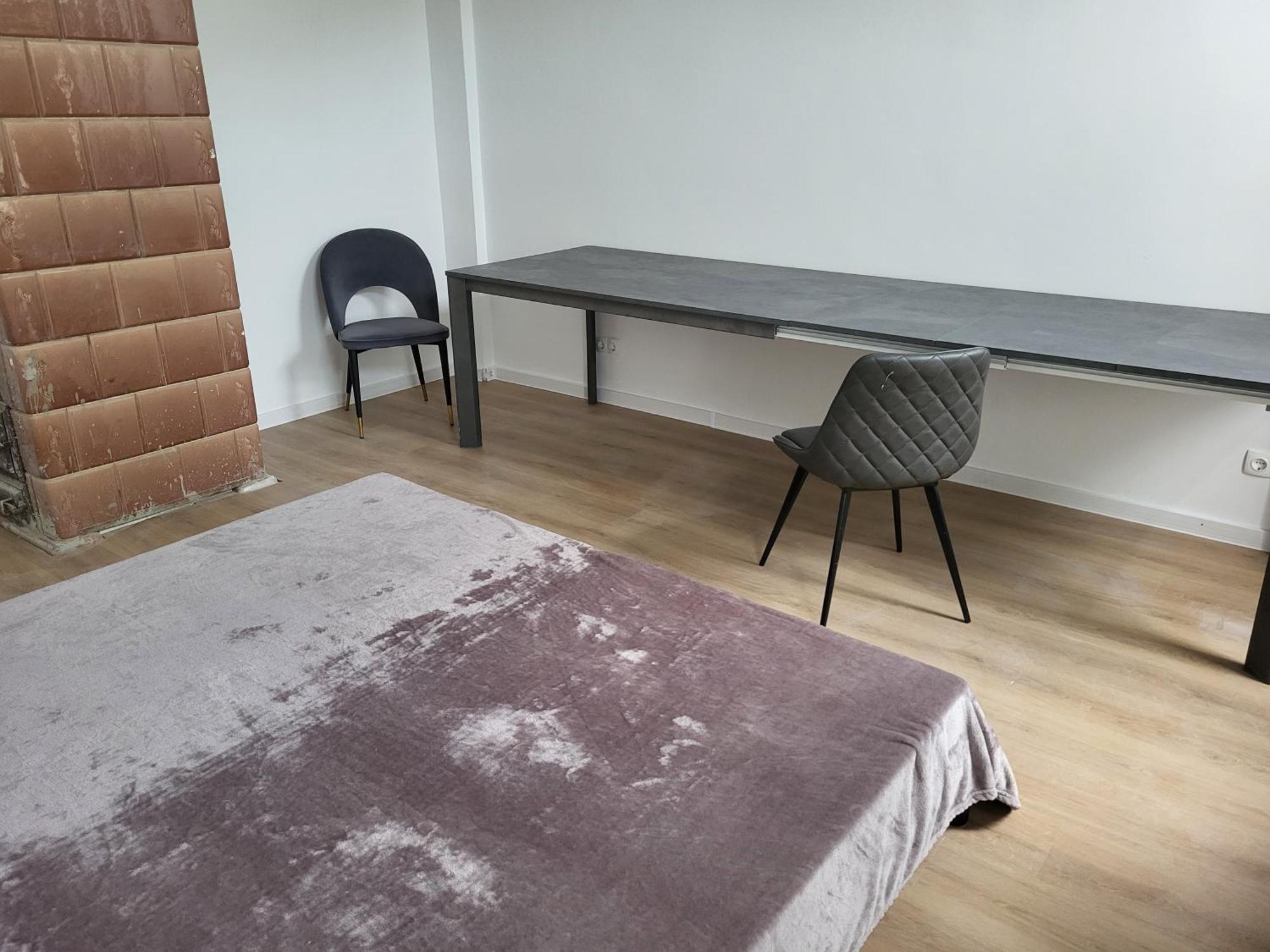 Volkshaus Hbf Wg & Serviced Apartments Zittau Buitenkant foto