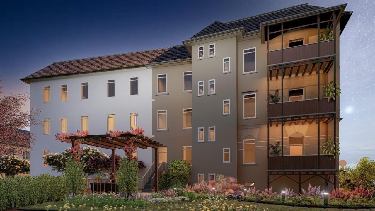 Volkshaus Hbf Wg & Serviced Apartments Zittau Buitenkant foto
