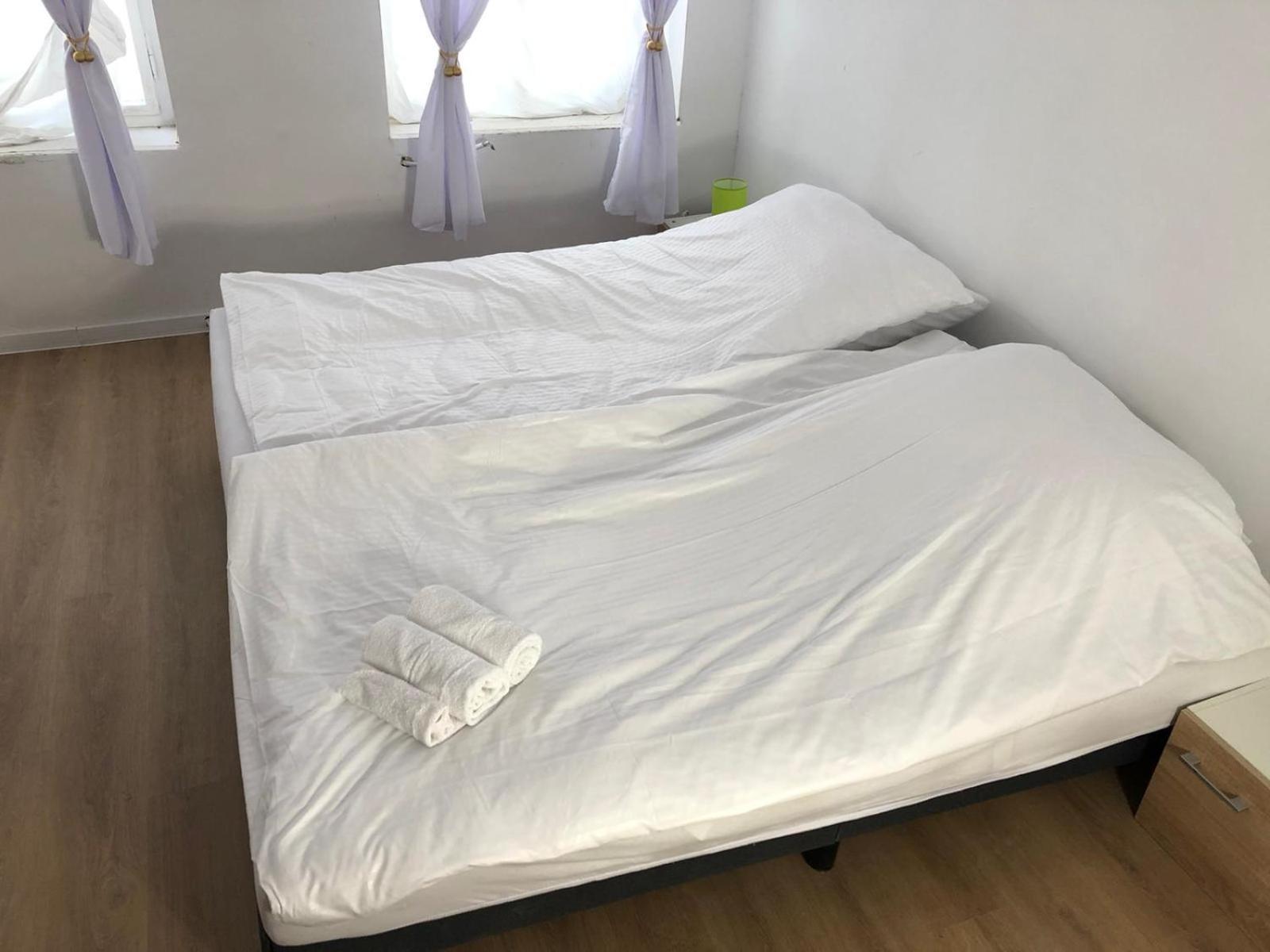 Volkshaus Hbf Wg & Serviced Apartments Zittau Buitenkant foto